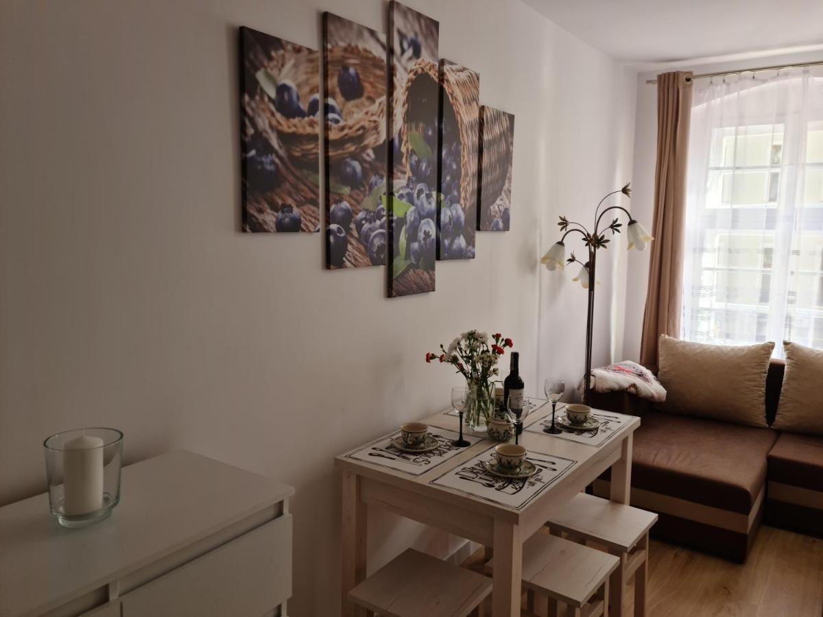 Apartament De Luxe Emily Jelenia Góra Екстериор снимка